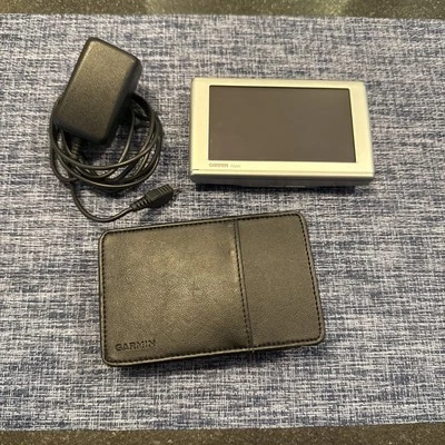 Garmin Nuvi Touchscreen GPS Navigation TESTED WORKING Nuvi 660 NA - Image 1 of 3