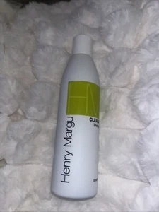 Champú de limpieza Henry Margu producto para el cuidado de pelucas REVITALIZe 8 oz - Imagen 1 de 1