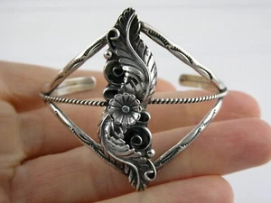 Sharon Cisco SC NA Navajo Sterlingsilber Floral Armreif Armband 6,25 Zoll 16 g - Bild 1 von 14