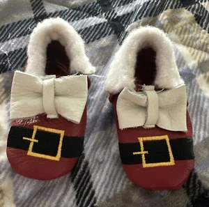 Santa Clause Booties Moccasins Baby Toddler Slip On Soft Suede Leather Size 3 - Picture 1 of 3