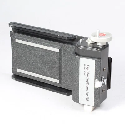 CALUMET ROLL HOLDER MODEL C2 6X7 ROLL FILM BACK FOR 4X5 CAMERAS - Image 1 of 4