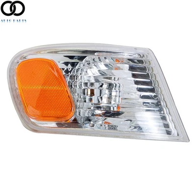 For Toyota Corolla 2001-2002 TO2531137 Right Corner Marker Turn Signal Lights - Image 1 of 4