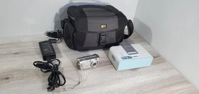 Canon Powershot A410 3.2MP Camera...Canon Selphy Picture Printer With Carry Bag - Image 1 of 4