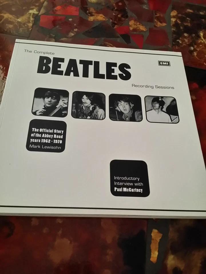 The Complete Beatles Recording Sessions: The Official Story of the Abbey Roa... Foto 1 de 1