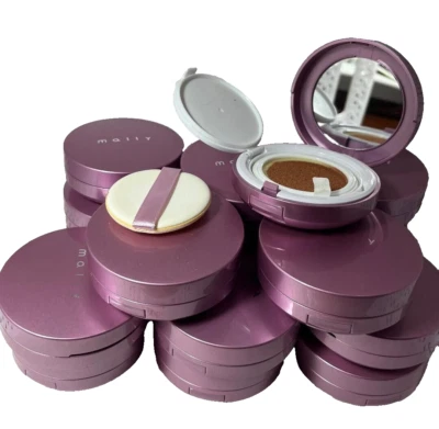 Base fluida 17 Mally Poreless Perfection rica en 0,35 oz TAMAÑO COMPLETO Foto 1 de 3