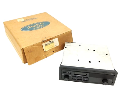 Radio AM original de fábrica nueva Ford E9TZ-18806-Q compatible con 91-92 Explorer Foto 1 de 4