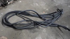 Sellos de puerta, juntas de goma en la carrocería, VW Golf III Limo 5 puertas - Imagen 1 de 3