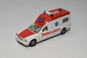 B67 1:55 SIKU 1931 MERCEDES-BENZ BINZ AMBULANCE A 2002 AMBULANZ FAIR COND. 20 - Picture 1 of 9