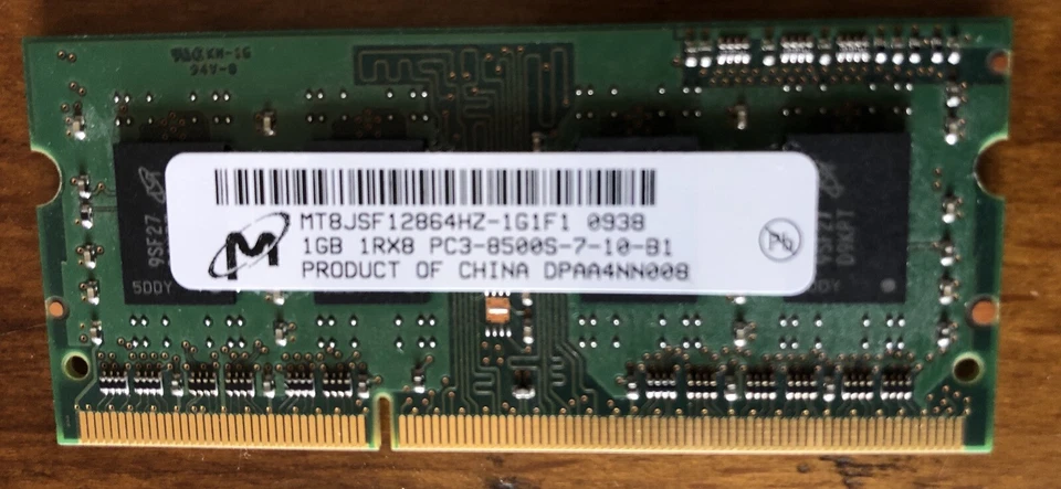 RAM MICRON 1GB MT8JSF12864HZ-1G1F  1Rx8 PC3 8500s per portatili  - Immagine 1 di 1