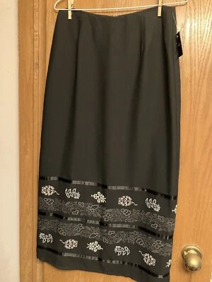 全新! Sag Harbor 长款黑色丝带条纹开衩休闲裙。 女式 8 码 — 第 1/3 张图片