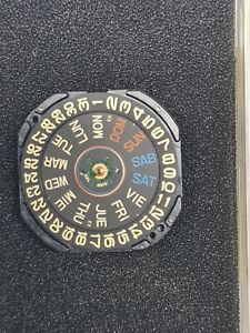 Quarzwerk Seiko 7N33 mit Datum, original Ersatzteil Uhr