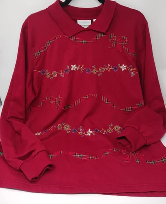 Рождественский красный пуловер Alfred Dunner в клетку с вышитым бисером бантом и цветами большого размера - Изображение 1 из 4