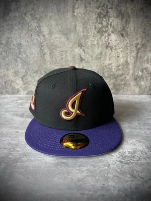 7 1/8 Rahnni Fitteds Anime Yugi Cleveland Indians Black & Purple Jacobs Field - Imagem 1 de 4