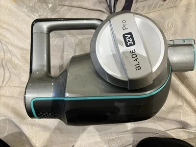 Vax Blade 32V  Pro Cordless Vacuum Cleaner Body. Running. Spares Or Repairs - Image 1 of 4