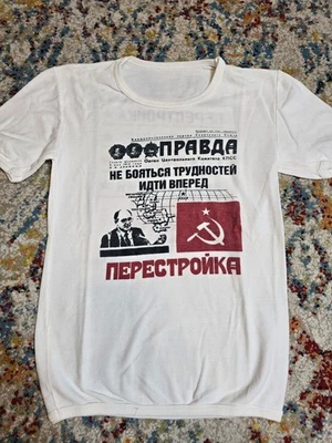 True Vintage 70's CCCP Soviet Union Russia Communist Graphic T-Shirt Size XS/S  - Image 1 of 4