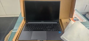 SAMSUNG GALAXY BOOK4 15.6" FULL HD INTEL CORE i3-1315U 8GB RAM 256GB SSD NUOVO - Foto 1 di 3