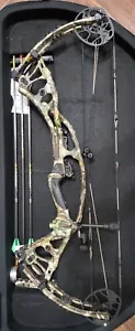 Bundle, Loaded Hoyt Carbon RX-3 Bow Package- RedWrx RX3 - cammo - 60 to 70 lb - Picture 1 of 7