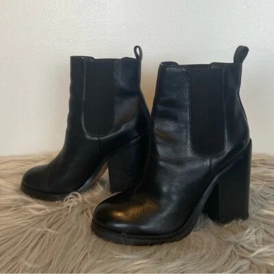 Botas para mujer Windsor Smith Nikita de cuero con tacón talla 8 negras al tobillo Foto 1 de 4