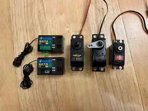 2 x Conrad 2 Kanal Empfänger & 3 Servos - Rare Collector RC Vintage Robbe Futaba - Bild 1 von 1
