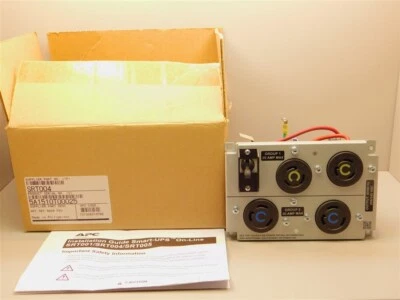 APC SRT004 Smart-UPS SRT Power Distribution Unit 5kVA 208V 4xNEMA Outlets - Image 1 of 3