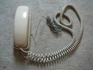 VINTAGE AT&T BEIGE TRIMLINE 210 PUSH BUTTON TELEPHONE with CORD & WIRING  - Picture 1 of 4