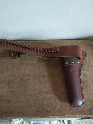 Hunter #1100-48 Leather Holster With Hunter Leather Belt 138-Med. - Image 1 of 4