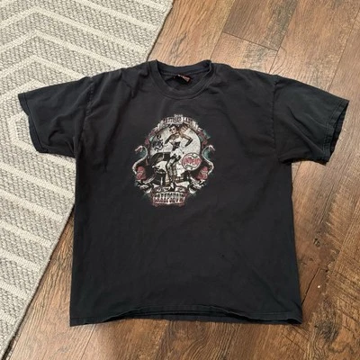 Camiseta Felon Clothing Para Hombre Mediana Creep Show Negra Tatuada Dama Mangas Cortas Foto 1 de 4