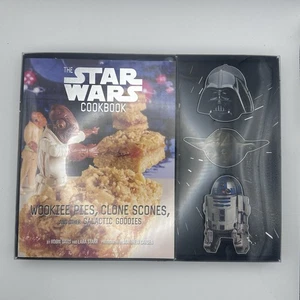 Star Wars Cookbook Wookiee Pies etc & Cookie Cutters - New Sealed, 2013 - Picture 1 of 8
