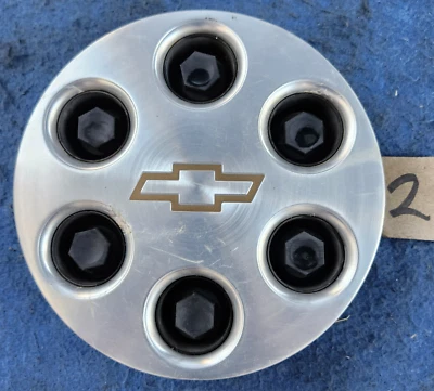 (1) TAPA CENTRAL CHEVY SILVERADO TAHOE SUBURBAN AVALANCHE 1500 ASTRO OEM 15004148 Foto 1 de 2