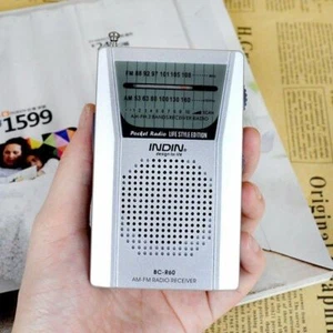 Digital Radio Pocket Portable Pocket Built in Speaker Mini AM/FM Universal - Bild 1 von 12