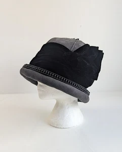 Susan Bradford Cloche Hat Sheepskin Suede Velvet Beaded Grey Black One Size US - Picture 1 of 9