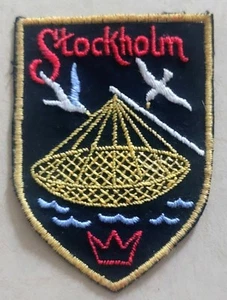 Vintage Stockholm Rare Saw-on On Patch/badge depicts waterways, birds - Picture 1 of 2