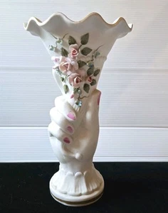 Jarrón de uñas Lefton China vintage blanco mano rosa con rosas rosadas 3D y adornos dorados - Imagen 1 de 14