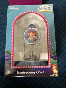 Vintage Disney kleine Meerjungfrau Jubiläumsuhr Glaskuppel Neu im Karton 9" - Bild 1 von 6