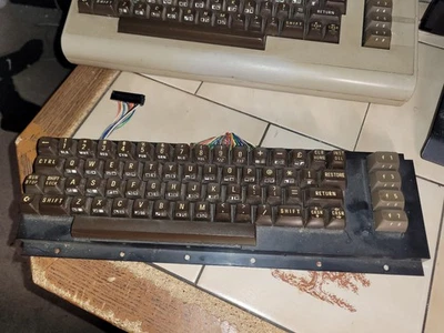 Commodore C64 C 64 Federlose Tastatur Zustand s. Foto - Bild 1 von 2
