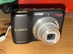 Panasonic Lumix DMC-LS6 Black Digital Camera 14 Mega Pixel compact camera - Picture 1 of 18