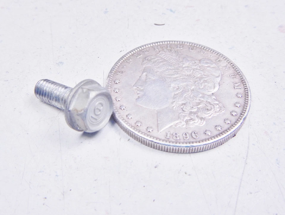 84 Honda XR350R XR350 XR 350 R Optional Voltage Regulator Mounting Bolt 6x28 - Image 1 of 3