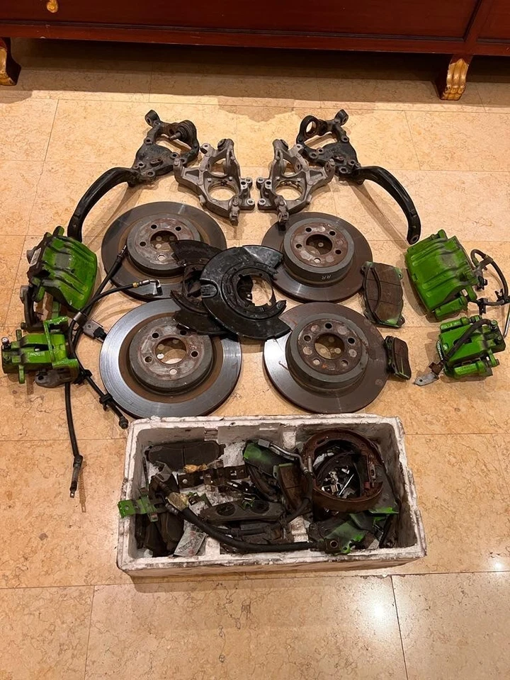 Dodge Challenger 2015-17 discos de freno, rotores, husillos, kit completo de pinzas Foto 1 de 1