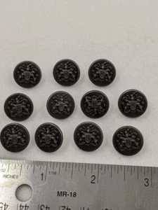 Vintage Konvolut 11 Löwenwappen rund gepresst gestempelt Knöpfe - Bild 1 von 4