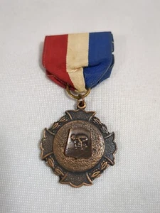 1961 Relay DECATHLON Ribbon & Medal Award Pin Sports Relay Racing Track N Field  - Picture 1 of 5