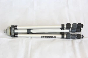 Treppiede fotografico vintage alluminio Slik 800G treppiede argento senza testa # 8746 - Foto 1 di 5