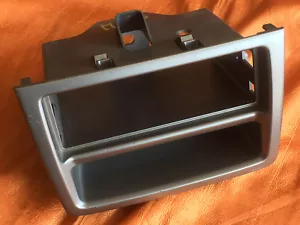 ALFA MITO - PORTA OGGETTI CRUSCOTTO (qualche graffio) - Foto 1 di 1