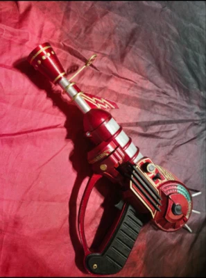 RAYGUN MK1 从 CALL OF DUTY 黑色 OPS 中完成 — 第 1/2 张图片