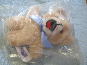 "De colección RUSS BERRIE - Oso suavizante de tela acurrucado 6"" felpa - Nuevo en plástico" - Imagen 1 de 5