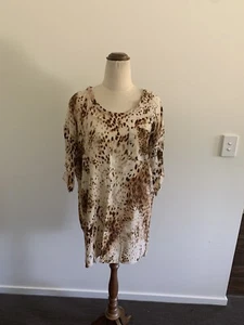 WITCHERY | SIZE 12 |Animal Leopard Print Top Blouse 1/2 Sleeve Pocket Corporate - Picture 1 of 6