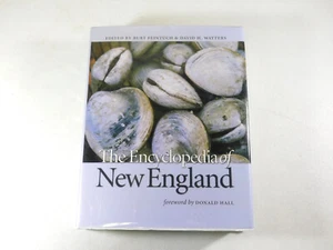 The Encyclopedia of New England by Burt Feintuch & David H. Watters - Picture 1 of 4