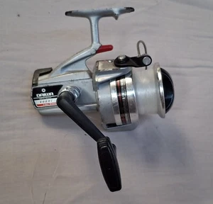Vintage DAIWA 4000C Spin Cast Fishing Reel, Japan, Coil spring loaded Drag - Picture 1 of 11