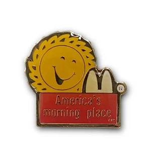 Pin McDonald’s America’s Morning Place Y2K Sun & Golden Arch Pin de solapa de metal - Imagen 1 de 4