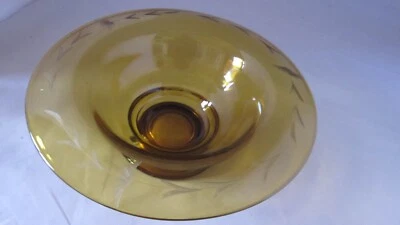 Vintage Amber Glass Centerpiece Bowl Daisy Chain Etching Curved Rim Shiny - Image 1 of 4
