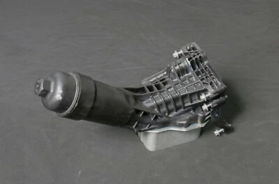 8580414 B48B20A Oil Filter Housing Heat Exchanger BMW 530i G11 G20 G29 G30 G32 1km  - Image 1 of 4